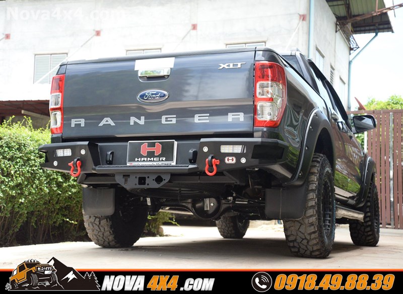 Gắn cản sau Hamer cho xe Ford Ranger cực khủng tại NOVA 4x4 Thay cản sau Hamer cho xe Ford Ranger cực đỉnh tại Nova 4x4