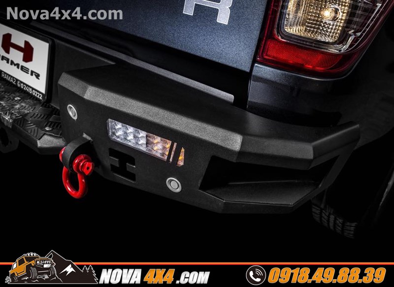 Hình ảnh gắn cản sau chính hãng Hamer dành cho xe Ford Ranger cực ngầu