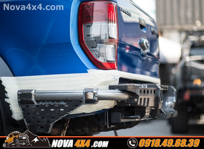 Hình ảnh gắn cản sau chính hãng OpenN dành cho xe Ford Ranger cực khủng