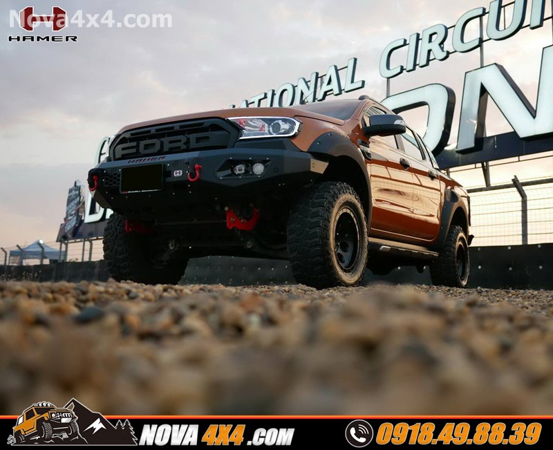 Hình ảnh độ cản trước của hãng Hamer dành cho xe Ford Ranger cực khủng