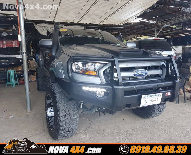 Hình ảnh độ cản trước chính hãng MCC lên cho xe Ford Ranger cực đỉnh Giá cản trước dành cho xe Ford Ranger chính hãng MCC nhập khẩu Thái Lan