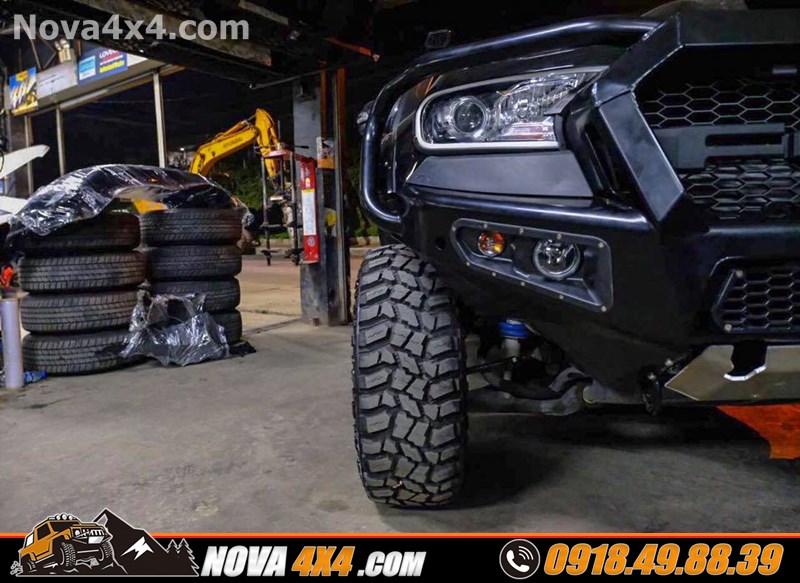 Hình ảnh xe Ford Ranger Biturbo 2019 gắn mâm Fuel và lốp độ hàng hiệu USA cực đẹp