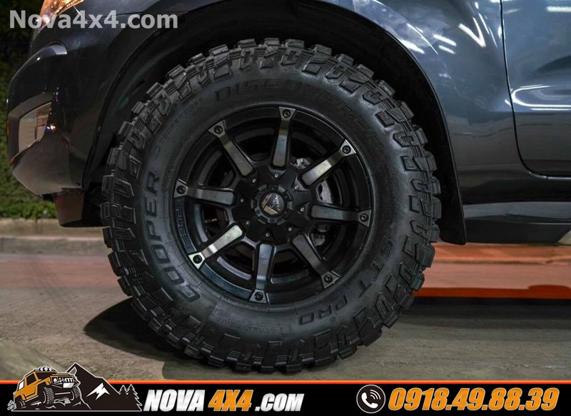 Xe Mazda BT50 2018 2019 2020 thay mâm độ 20 inch đỉnh