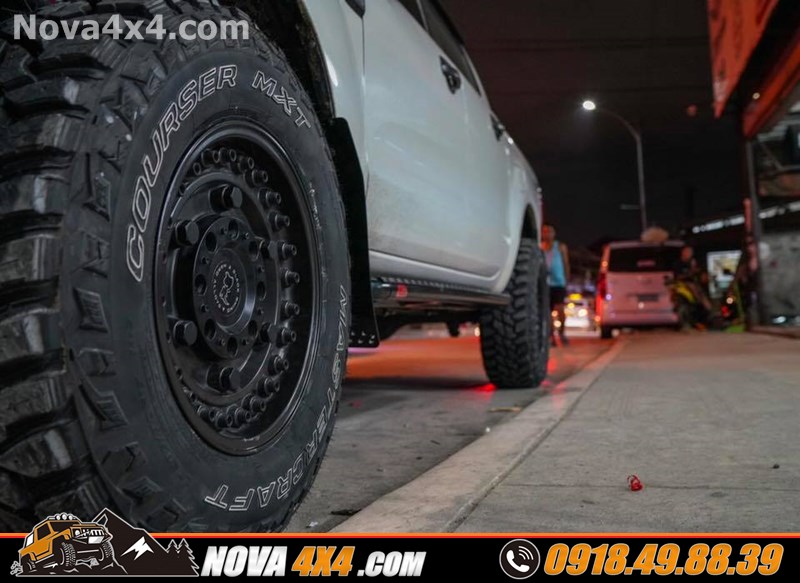 Độ mâm lốp Fuel Offroad lên xe bán tải Ford Ranger Biturbo 2019