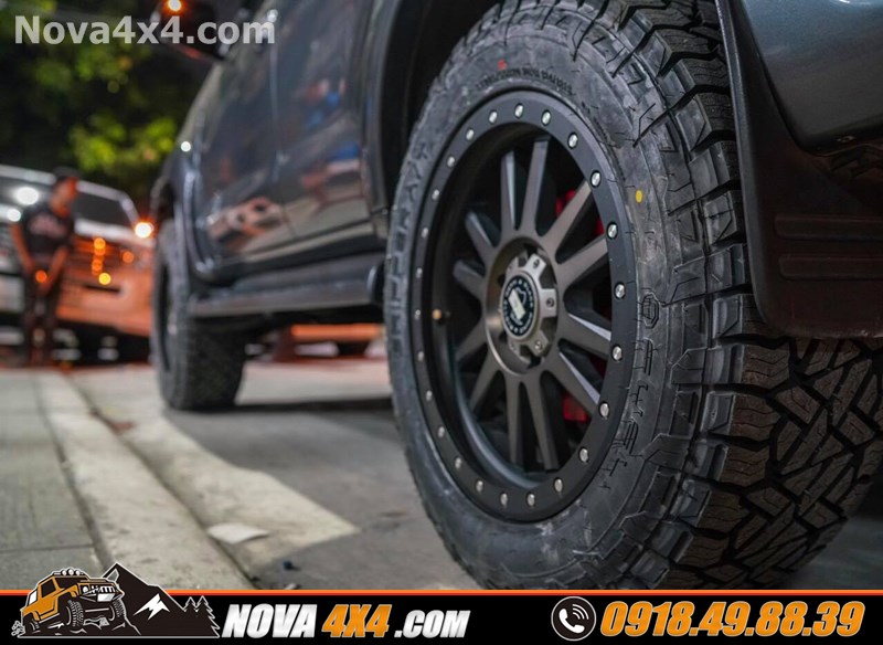 Giá mâm lốp 18 inch dành cho xe xe Isuzu Dmax 2019