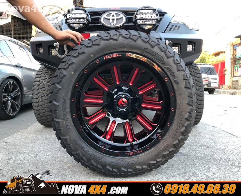 Gắn mâm lốp Fuel Offroad cho xe Ford Ranger Wildtrak 2019