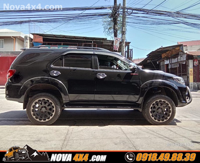 Hình ảnh xe bán tải Dòng xe Dmax 2018 2019 2020 gắn mâm Fuel và lốp độ chính hãng USA cực chất