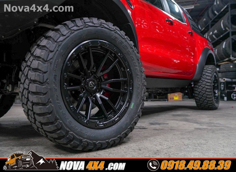 Hình ảnh xe Ford Ranger Wildtrak 2018 2019 2020 thay mâm Fuel và lốp độ nhập khẩu USA cực hầm hố
