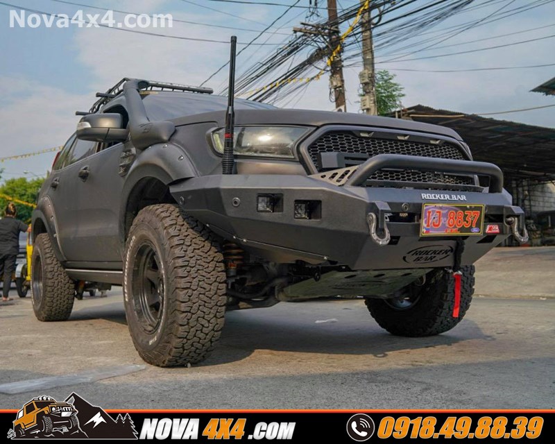 Thay mâm lốp BFGoodrich Offroad cho xe bán tải Dmax 2020