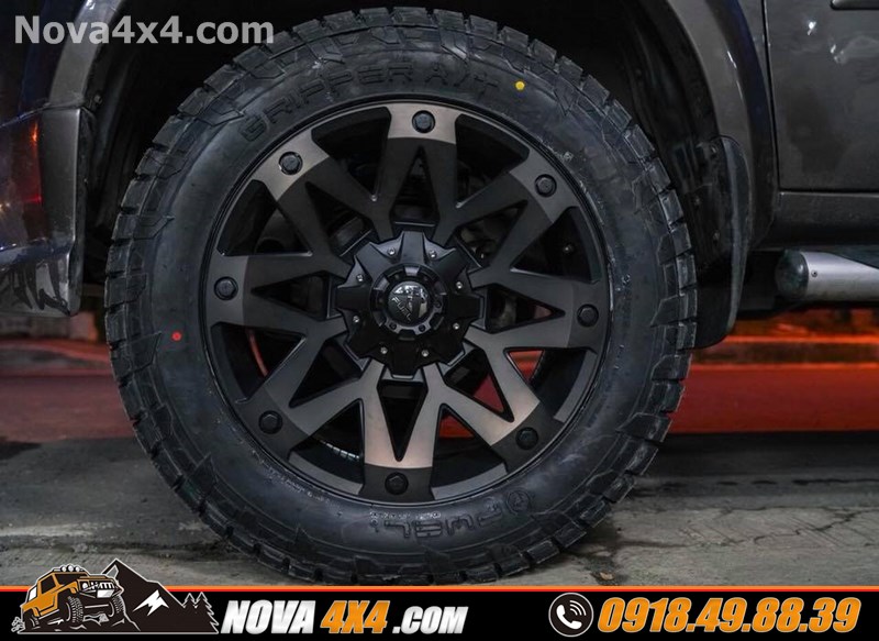 Xe xe Hilux 2019 thay mâm độ 20 inch chất