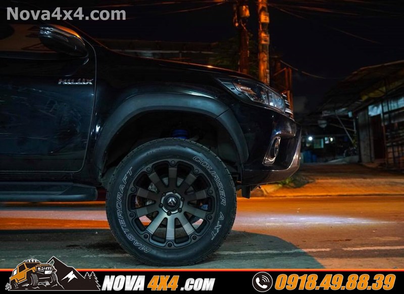 Hình ảnh xe bán tải Triton 2019 lên mâm Fuel và lốp độ nhập khẩu USA cực hầm hố