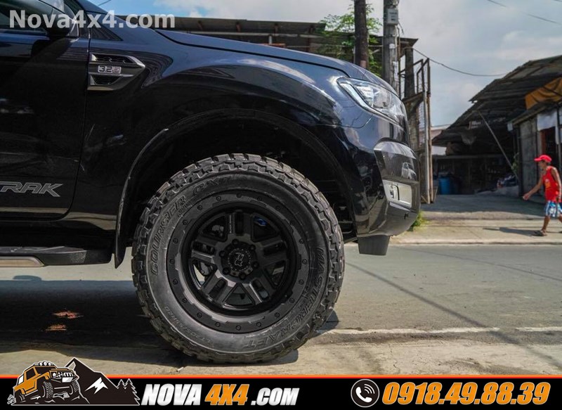 Thay mâm lốp Fuel Offroad cho xe Ford Ranger Biturbo 2020