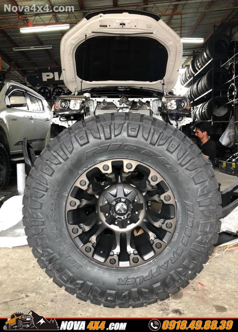 Hình ảnh xe Ford Ranger Wildtrak 2018 2019 2020 thay mâm Fuel và lốp độ chính hãng USA cực đỉnh