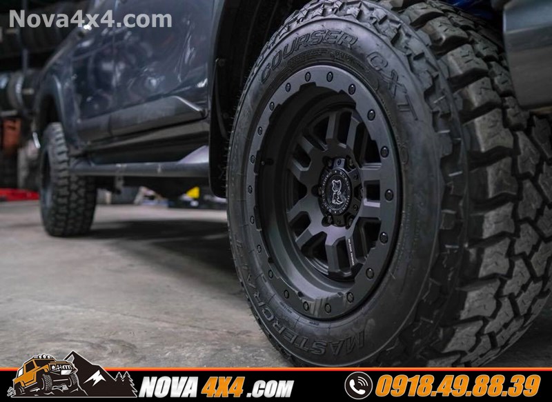 Hình ảnh xe Isuzu Dmax 2019 độ mâm Fuel và lốp độ nhập khẩu USA cực chất