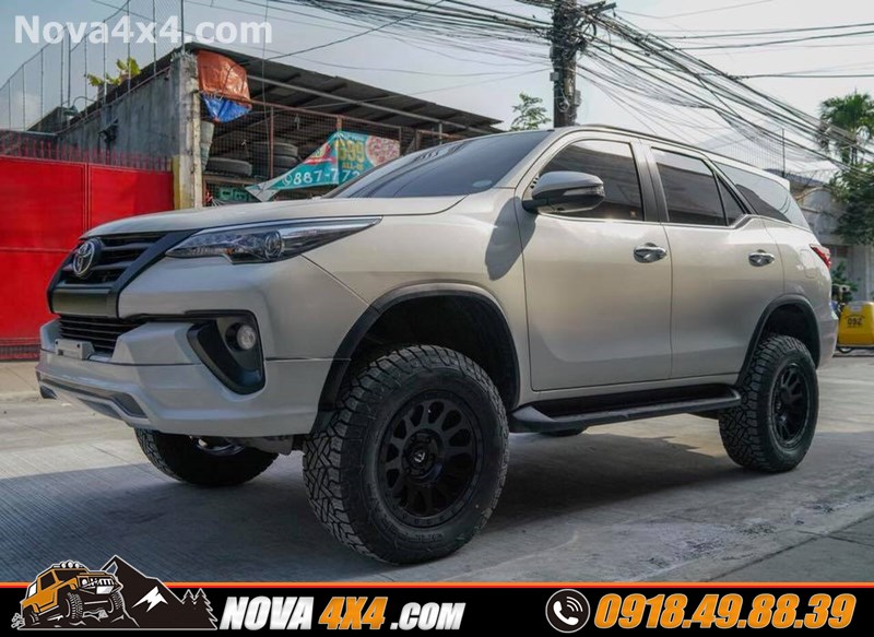 Thay mâm lốp Fuel Offroad cho xe bán tải Ford Ranger Biturbo 2019