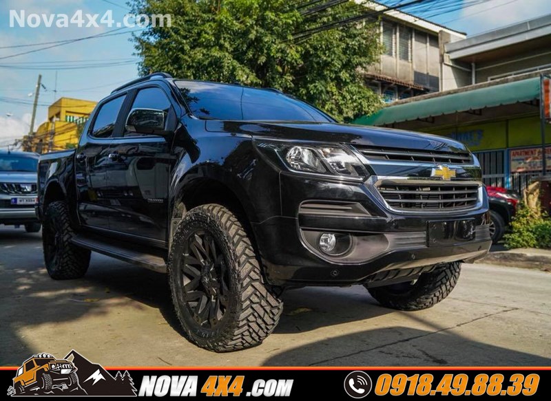 Độ mâm lốp Fuel Offroad lên xe bán tải Ford Ranger Biturbo 2019
