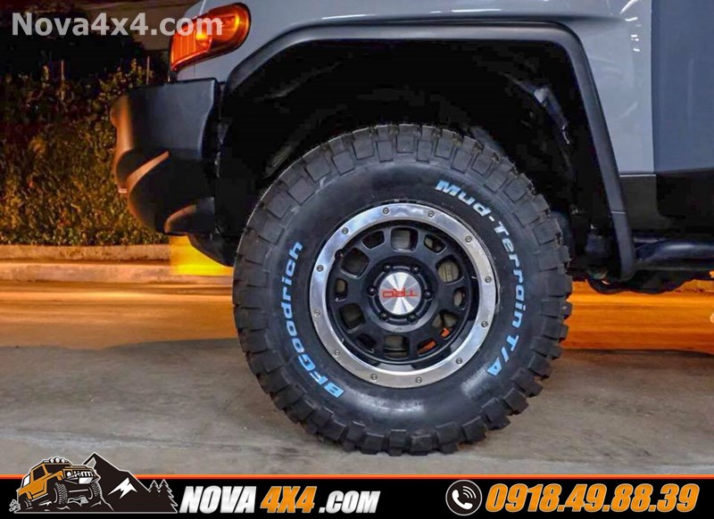 Hình ảnh xe bán tải Isuzu Dmax 2019 độ mâm Fuel và lốp độ nhập khẩu USA cực đỉnh