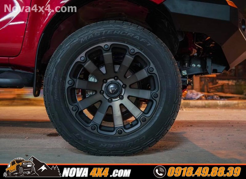 Xe bán tải Ford Ranger Wildtrak 2019 gắn mâm lốp 18 inch chất