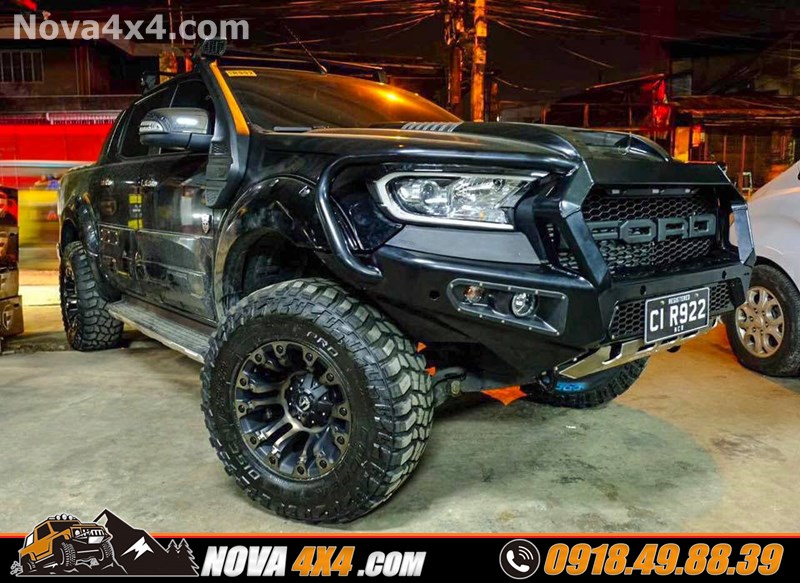 Hình ảnh xe Triton 2018 2019 2020 độ mâm Fuel và lốp độ chính hãng USA cực đỉnh