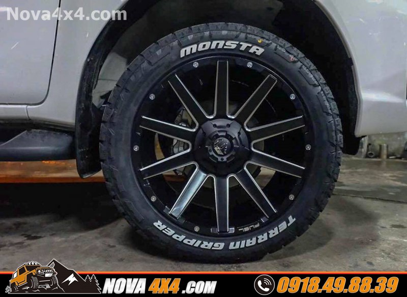 Gắn mâm lốp Discoverer Offroad lên xe bán tải Navarra 2020