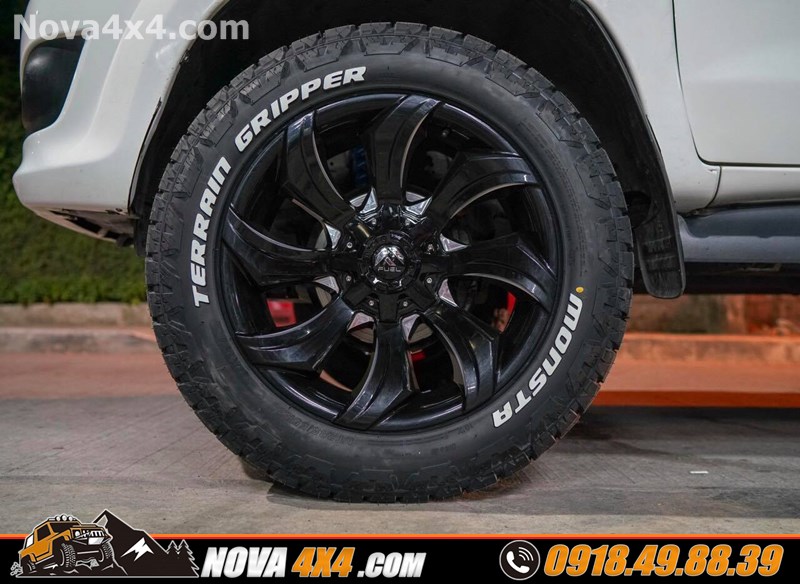 Thay mâm lốp Fuel Offroad dành cho xe Ford Ranger Biturbo 2019