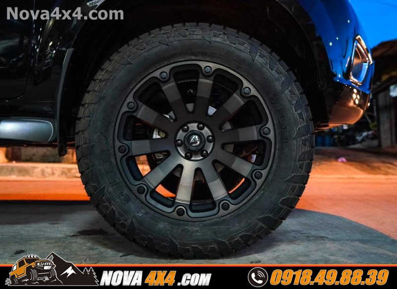 Thay mâm lốp Discoverer Offroad lên xe bán tải Mitsubishi Triton 2019