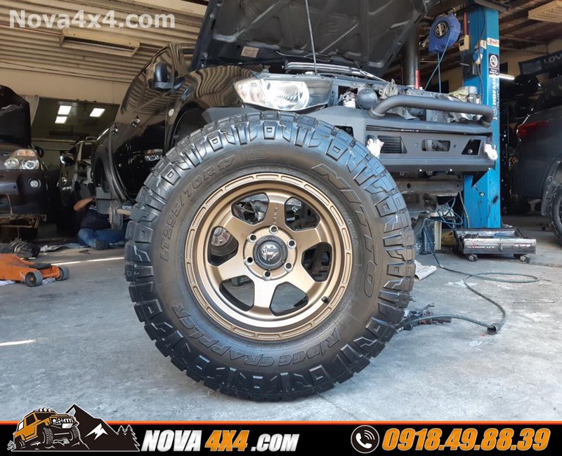 Giá mâm độ 18 inch gắn cho xe bán tải loại xe Hilux 2019 2020