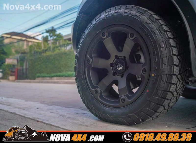 Hình ảnh xe Triton 2018 2019 2020 độ mâm Fuel và lốp độ hàng hiệu USA cực hầm hố