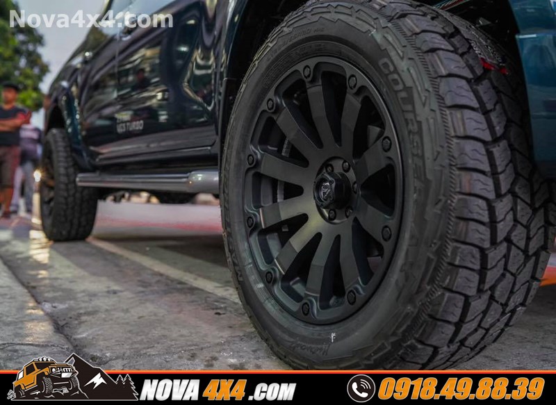 Nova4x4.com chuyên phân phối mâm độ dành cho xe bán tải Toyota Hilux 2019