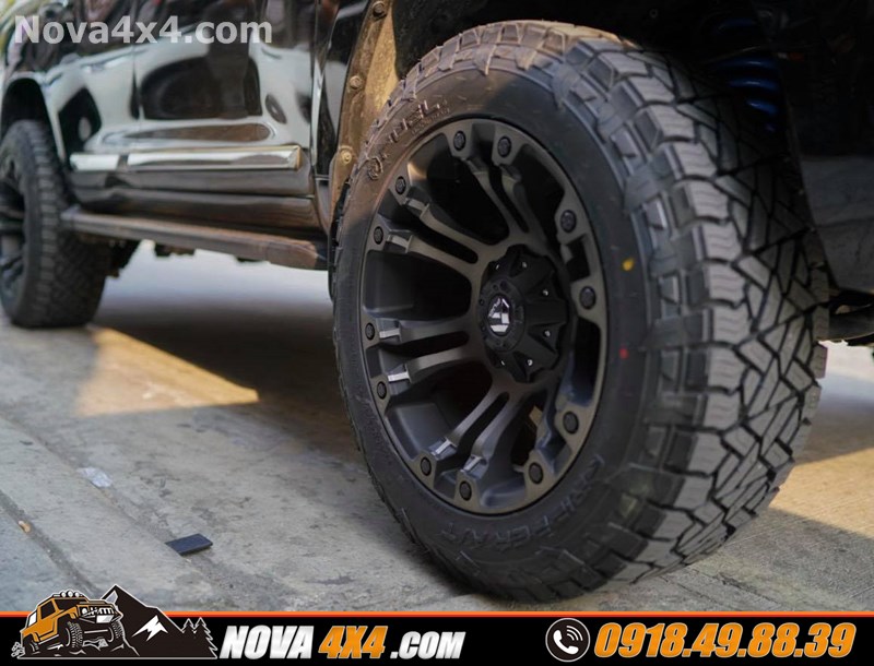 Độ mâm lốp Fuel Offroad cho xe bán tải Ford Ranger Biturbo 2019