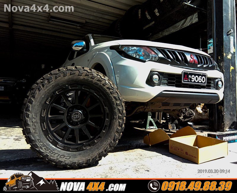 Độ mâm lốp Fuel Offroad dành cho xe bán tải Ford Ranger Biturbo 2018 2019 2020