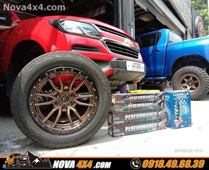 Xe bán tải dòng xe BT50 2019 gắn mâm độ 20 inch đẳng cấp