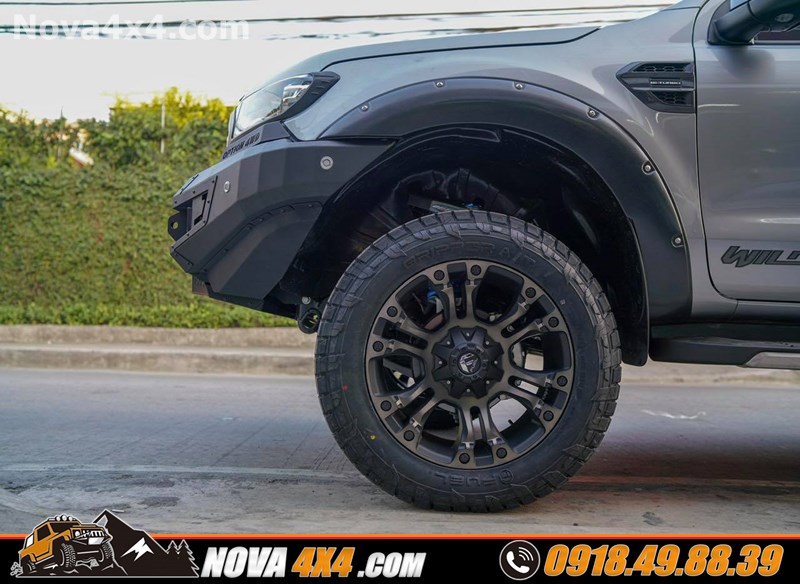 Xe bán tải xe Triton 2018 2019 2020 gắn mâm lốp 18 inch cực đẹp