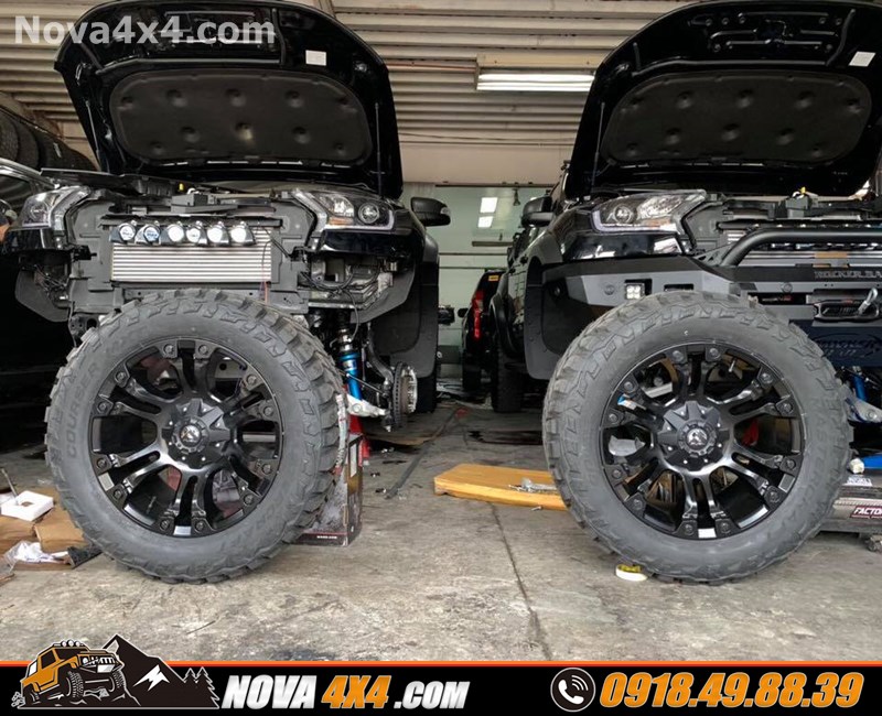 Hình ảnh xe Ford Ranger Biturbo 2018 2019 2020 độ mâm Fuel và lốp độ hàng hiệu USA cực đẹp