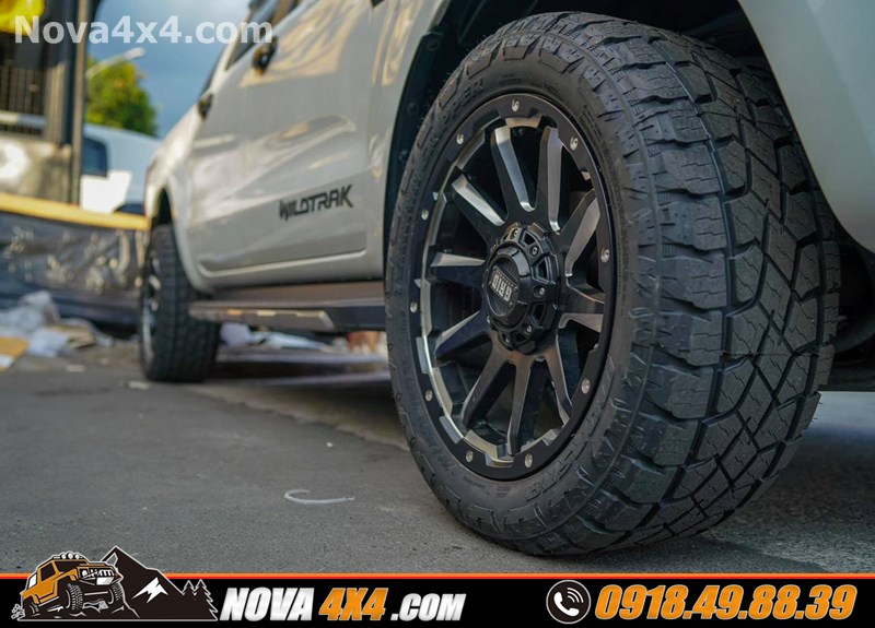 Giá mâm lốp 20 inch thay cho xe bán tải dòng xe Hilux 2018 2019