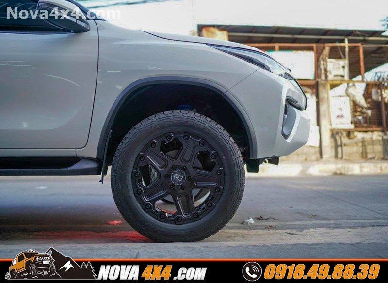 Giá mâm lốp 20 inch gắn cho xe Ford Ranger Biturbo 2018 2019