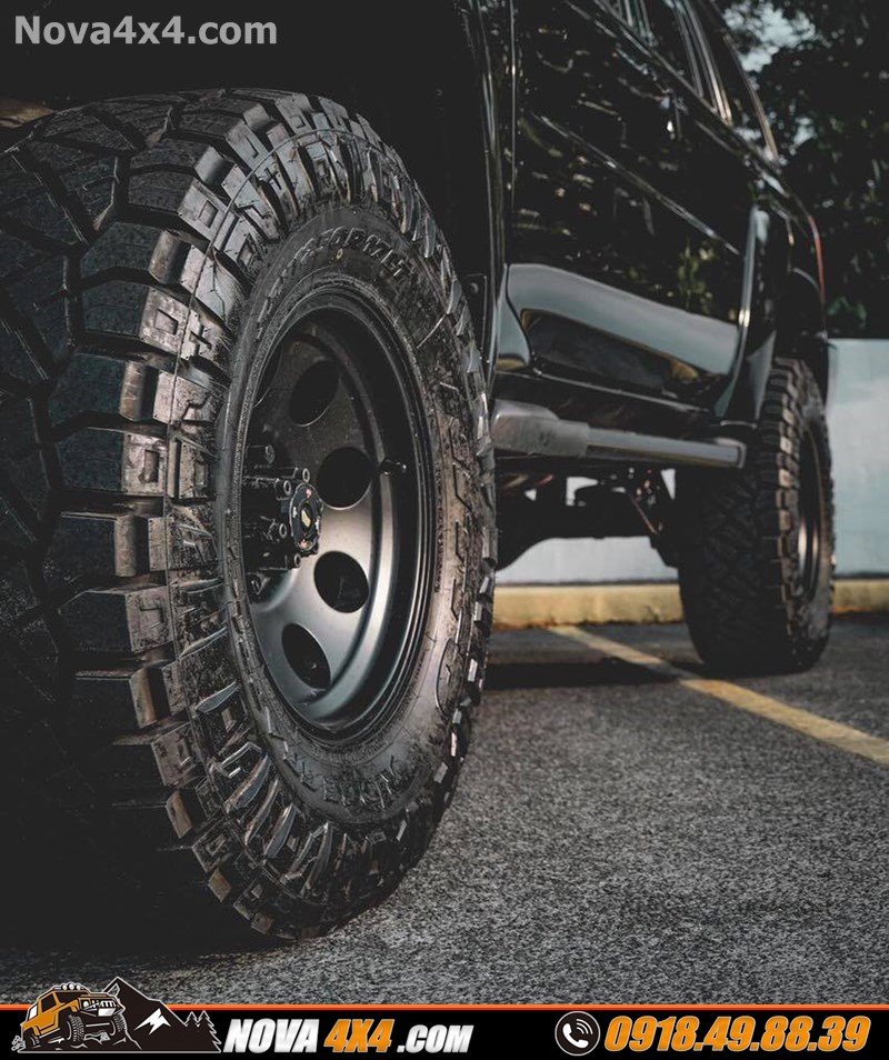 Giá mâm lốp 17 18 20 inch gắn cho xe Bt50 2019