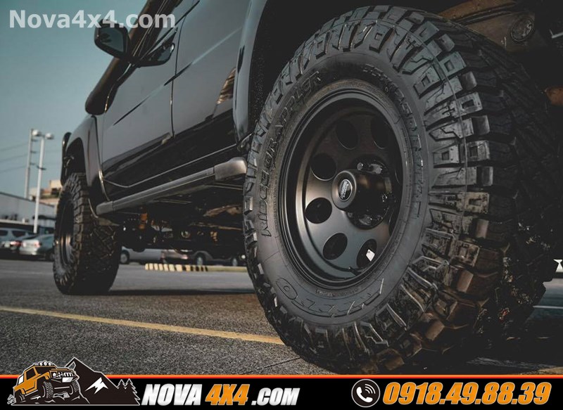 Hình ảnh xe bán tải xe Triton 2018 2019 2020 lên mâm Fuel và lốp độ nhập khẩu USA cực chất