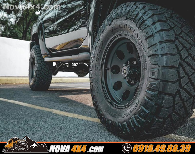 Giá mâm độ 17 18 20 inch thay cho xe Toyota Hilux 2019 2020