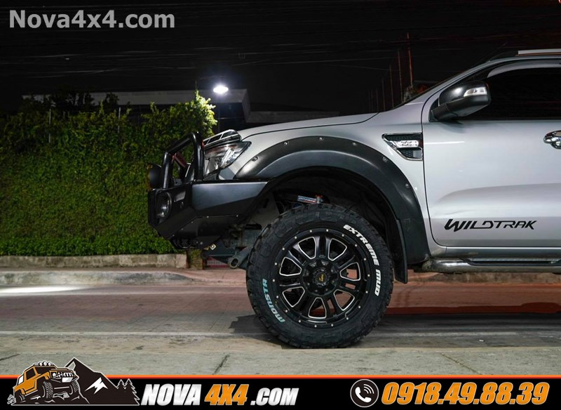 Độ mâm lốp Fuel Offroad dành cho xe Ford Ranger Biturbo 2019