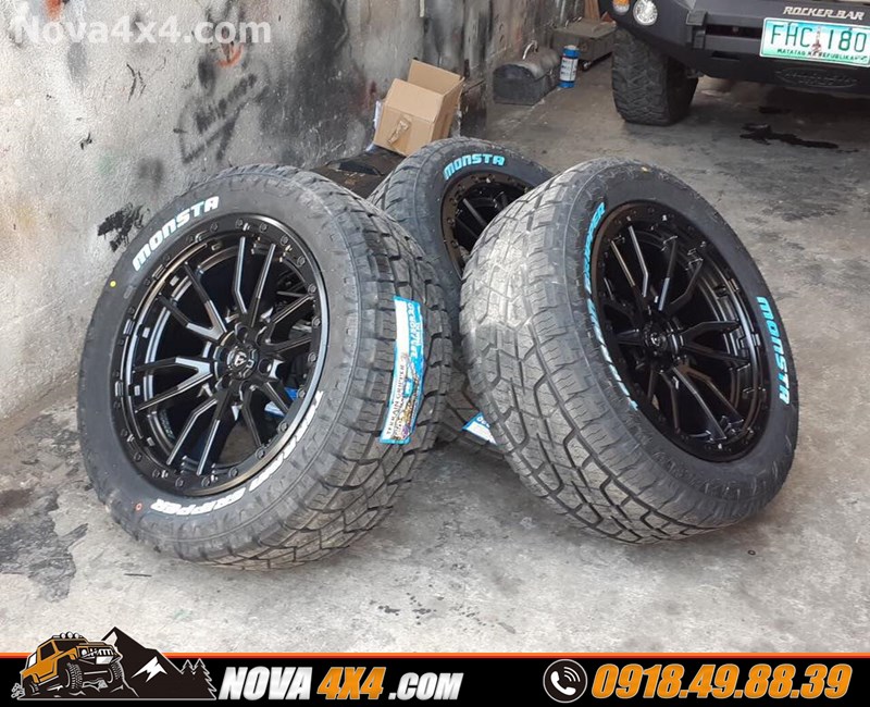 Hình ảnh xe bán tải Ford Ranger Biturbo 2019 thay mâm Fuel và lốp độ hàng hiệu USA cực hầm hố