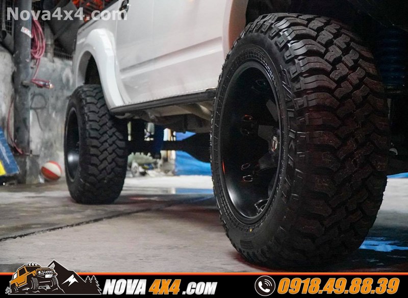 Xe bán tải Ford Ranger Biturbo 2019 độ mâm lốp 17 inch hầm hố