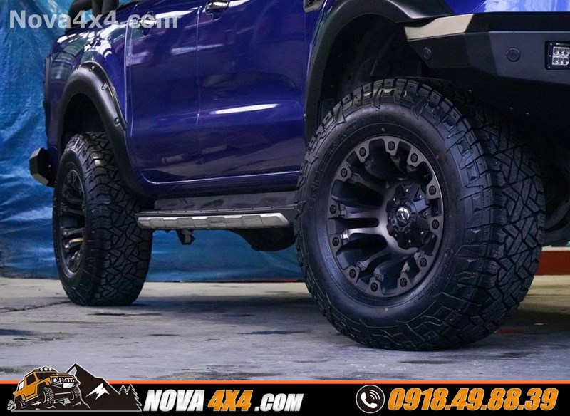 Xe xe Hilux 2019 độ mâm lốp 17 inch đẳng cấp