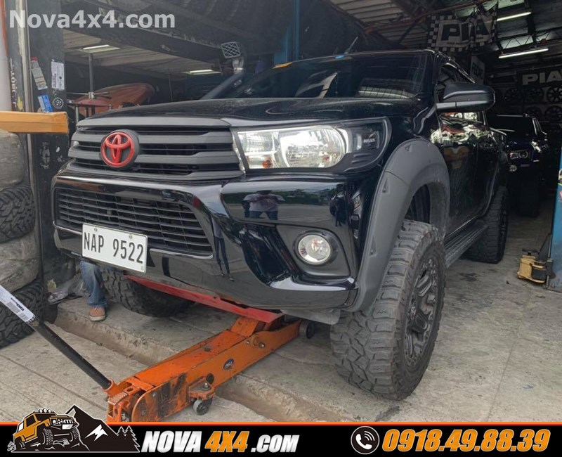 Hình ảnh xe bán tải Isuzu Dmax 2018 2019 2020 độ mâm Fuel và lốp độ nhập khẩu USA cực đỉnh