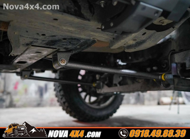 Hình ảnh xe Ford Ranger Biturbo 2018 2019 2020 thay mâm Fuel và lốp độ chính hãng USA cực đẳng cấp