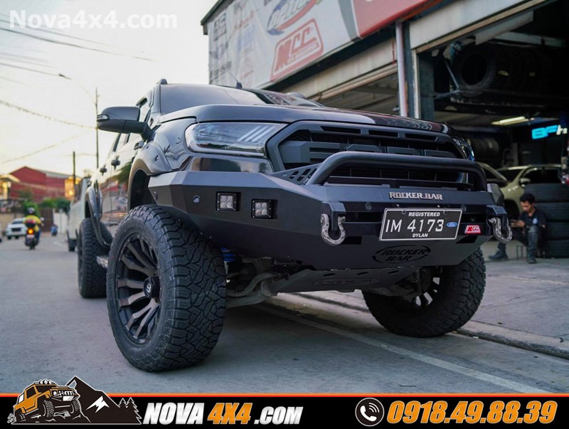 Hình ảnh xe bán tải Triton 2019 lên mâm BFGoodrich và lốp độ chính hãng USA cực đẳng cấp