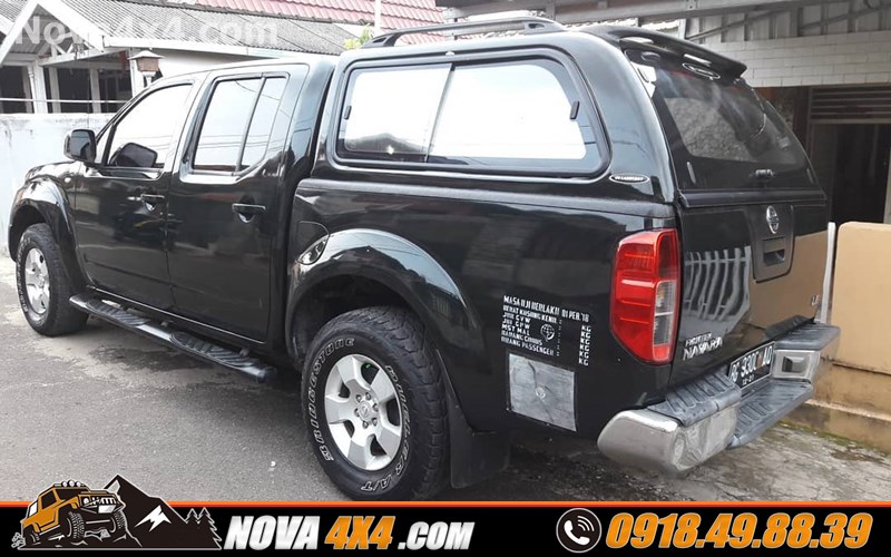 Nắp thùng xe bán tải CarryBoy Topflip danh cho Ford Ranger Wildtrak Triton đang được yêu thích trên thị trường